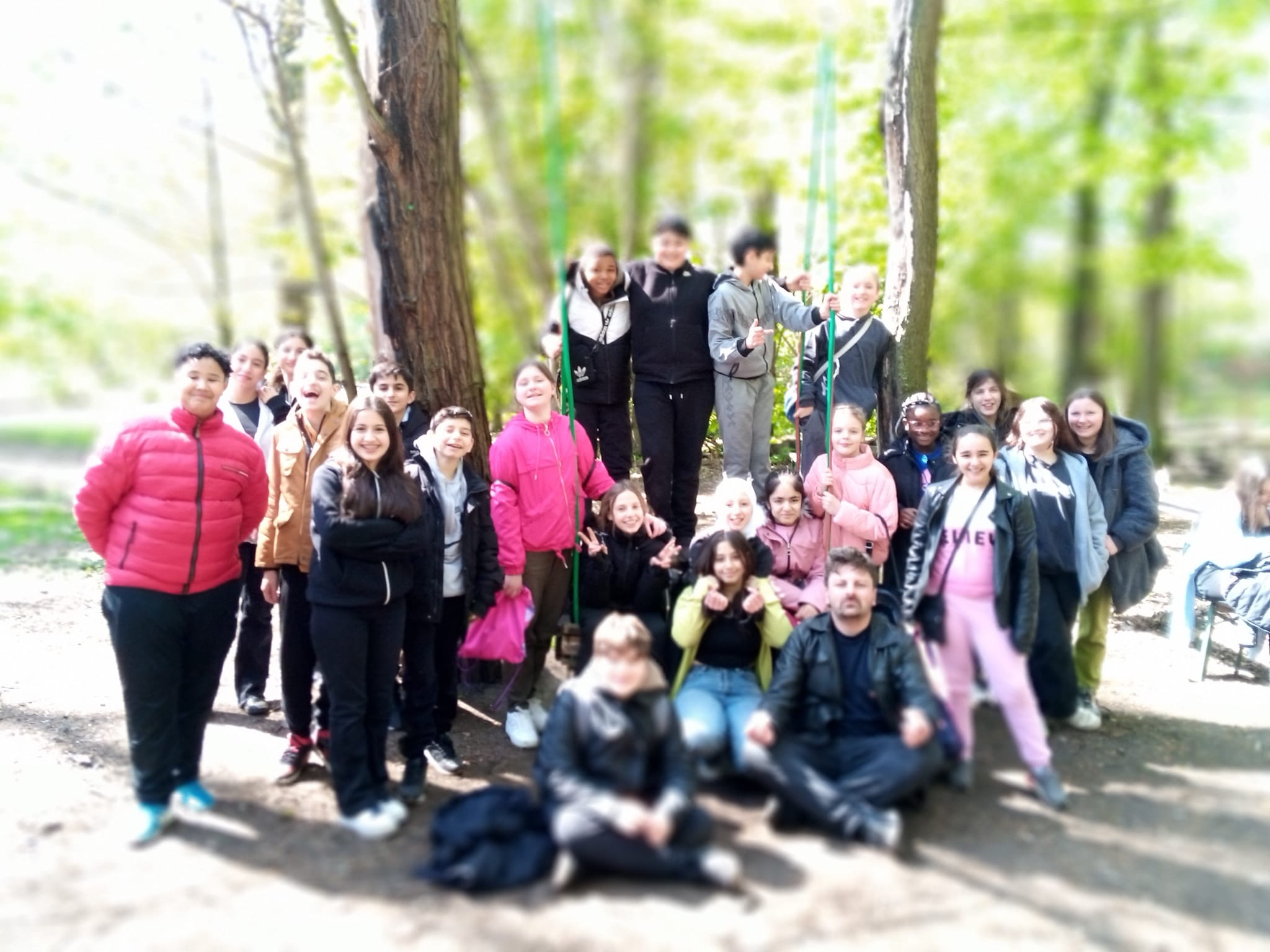 Klassenfoto im Klettergarten